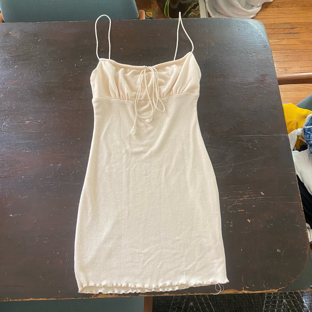 verge girl dress